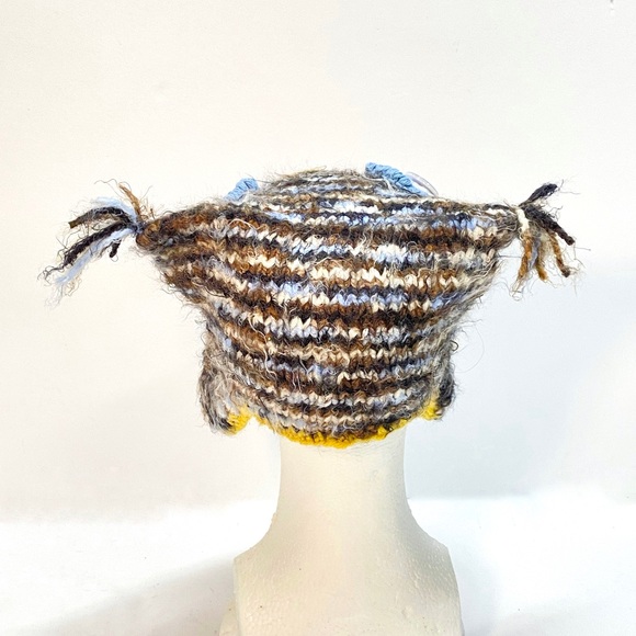 NWT Hand Knit Hoot Owl Childs Soft Beanie Hat with Googly Eyes Size 5-10 Years - Picture 7 of 10